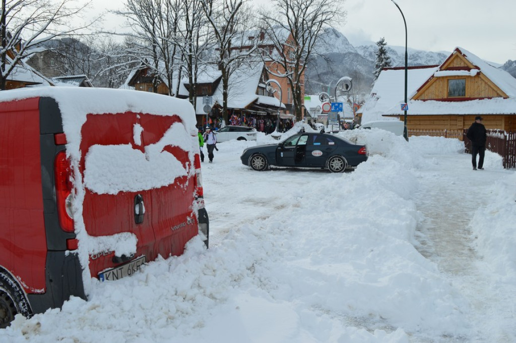 Zimowa czapa na Zakopanem