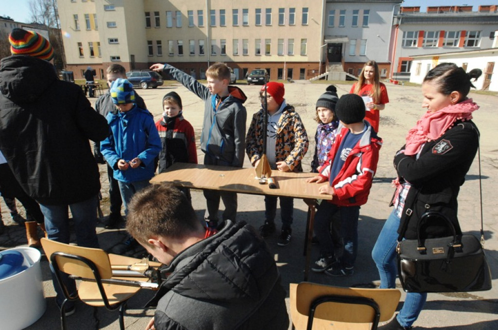 IX Festiwal Nauki w nowotarskim Zespole Szkół Technicznych