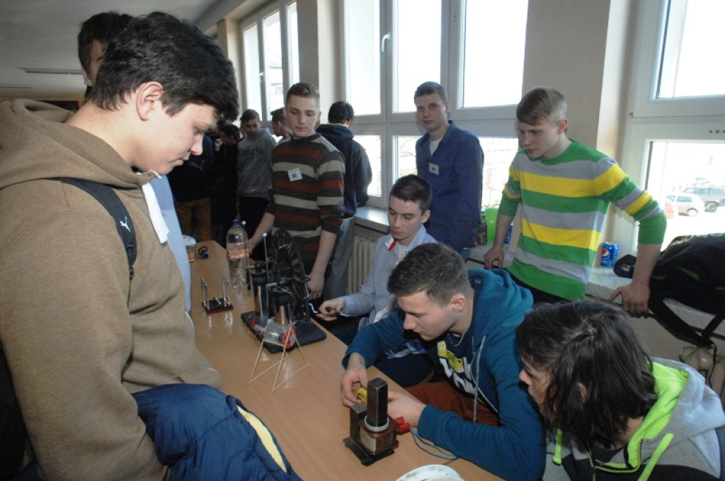 IX Festiwal Nauki w nowotarskim Zespole Szkół Technicznych