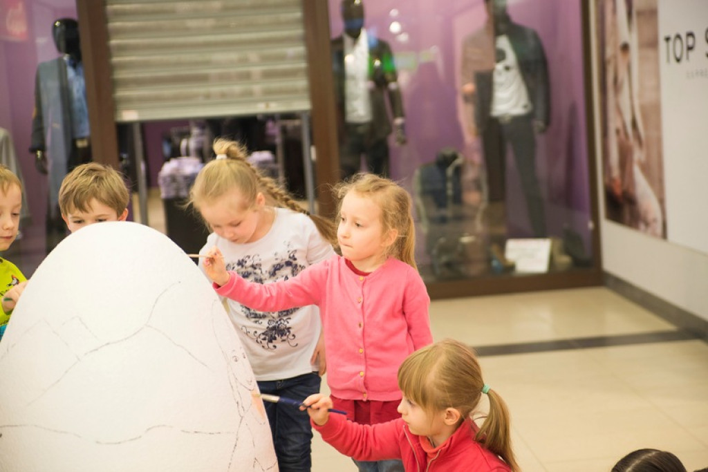 Wielkie malowanie pisanek w „Galerii Nowotarskiej”