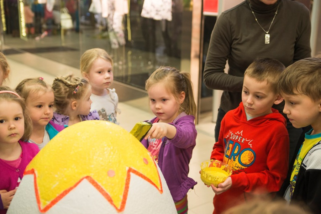 Wielkie malowanie pisanek w „Galerii Nowotarskiej”