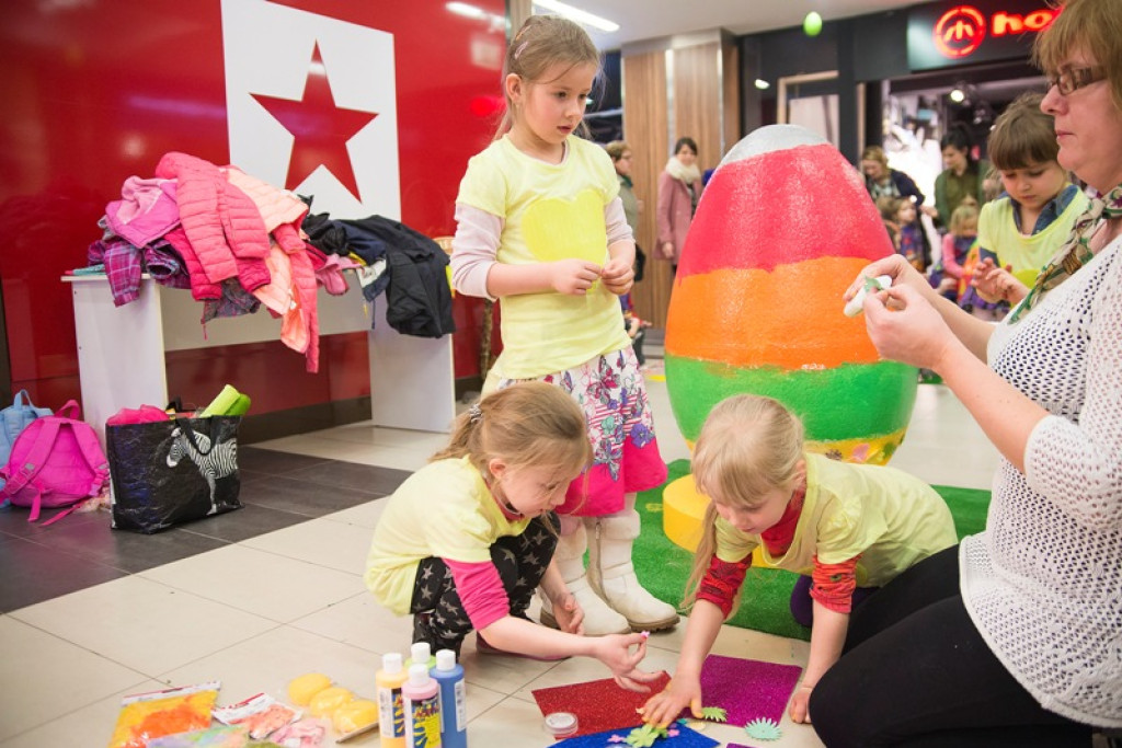 Wielkie malowanie pisanek w „Galerii Nowotarskiej”
