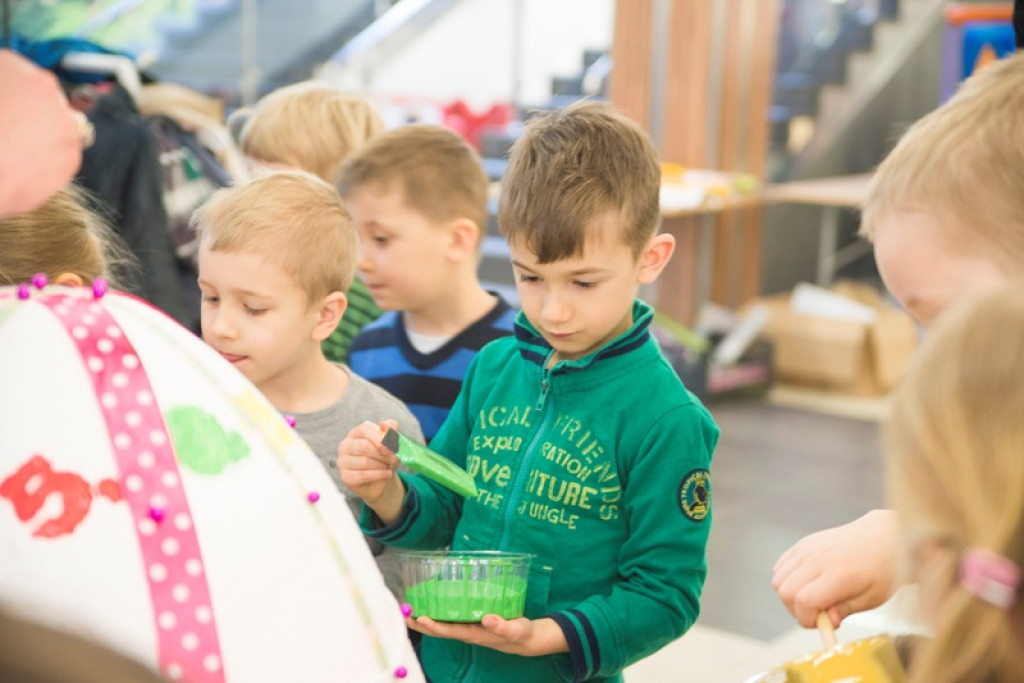 Wielkie malowanie pisanek w „Galerii Nowotarskiej”