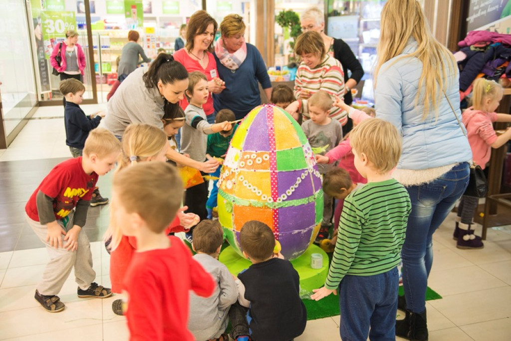 Wielkie malowanie pisanek w „Galerii Nowotarskiej”