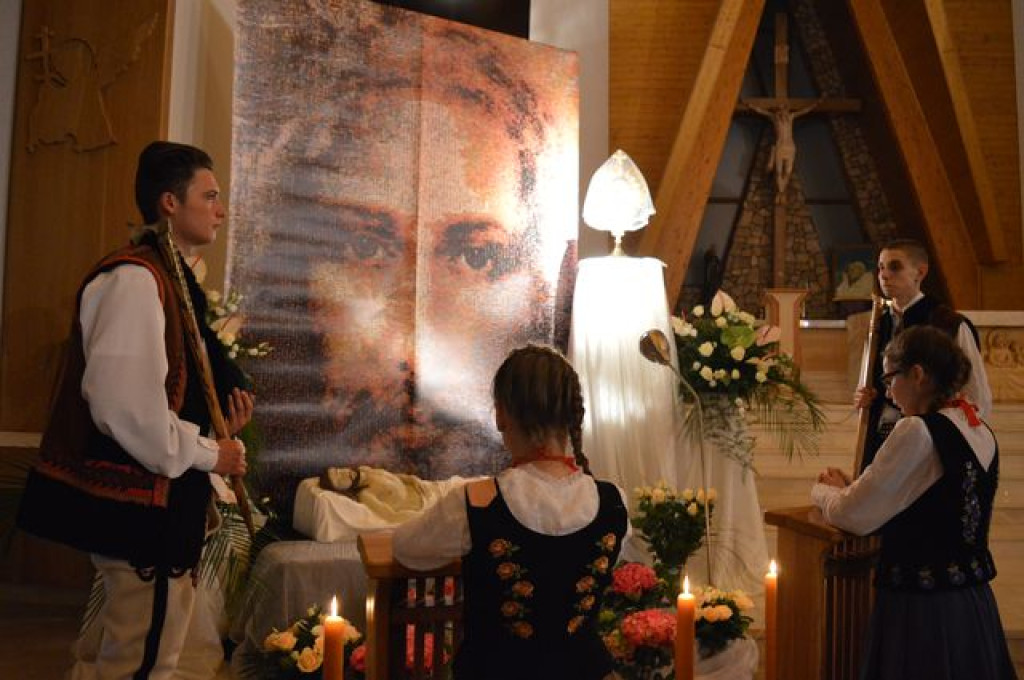 Groby Pańskie z kościołów w Nowym Targu i okolicach