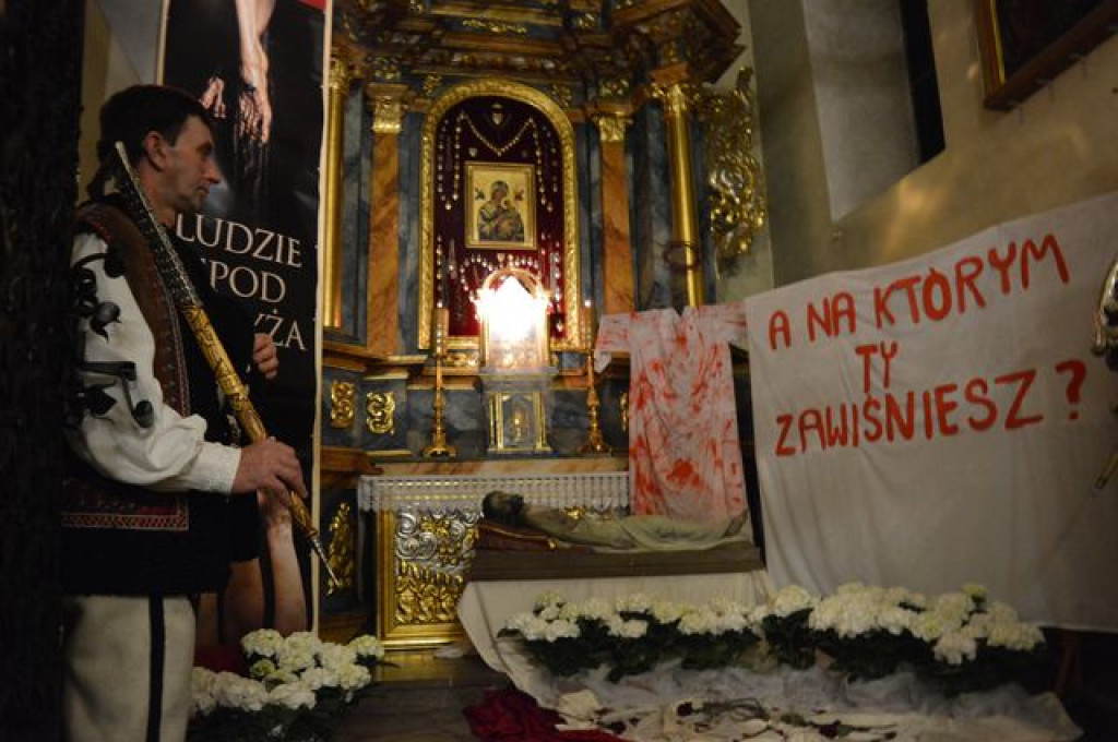 Groby Pańskie z kościołów w Nowym Targu i okolicach