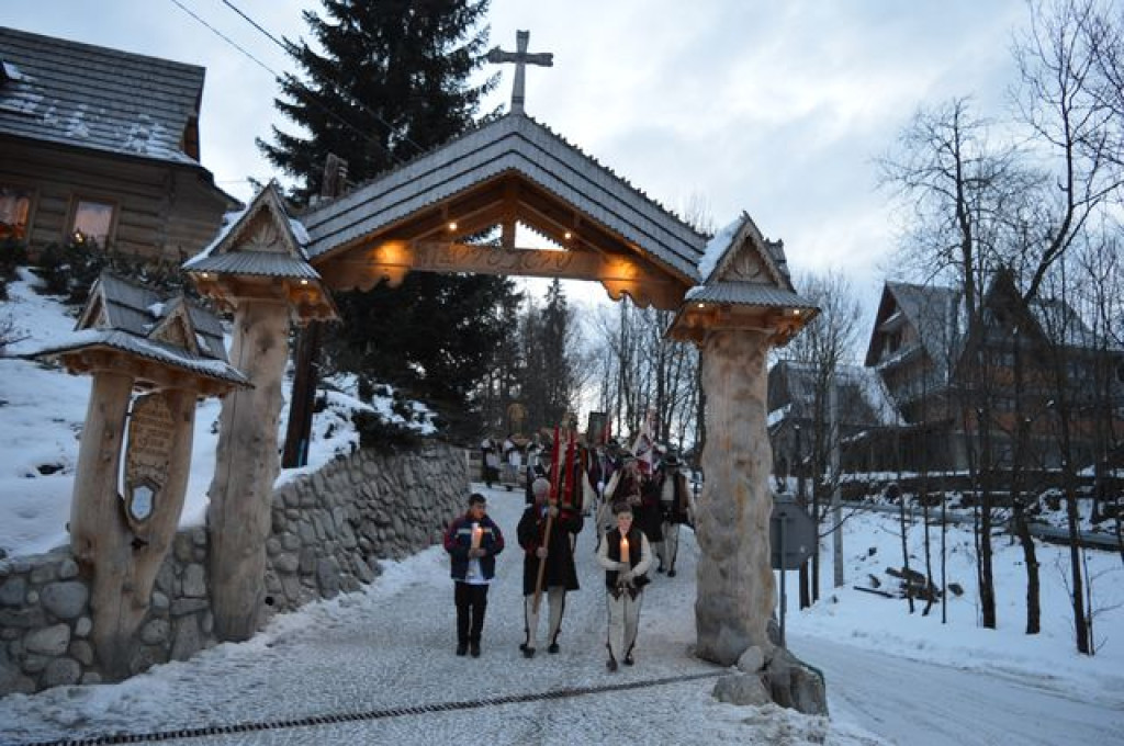 Wieczorna i poranna rezurekcja