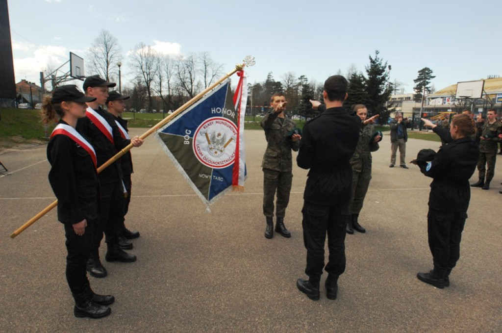 Ślubowanie nowotarskich kadetów