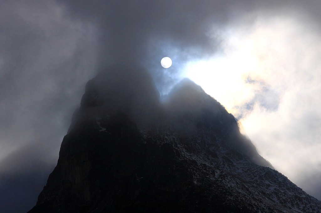 Tatry odsłoniły swoje piękno. Wspaniały spektakl nad Zielonym Stawem Kieżmarskim
