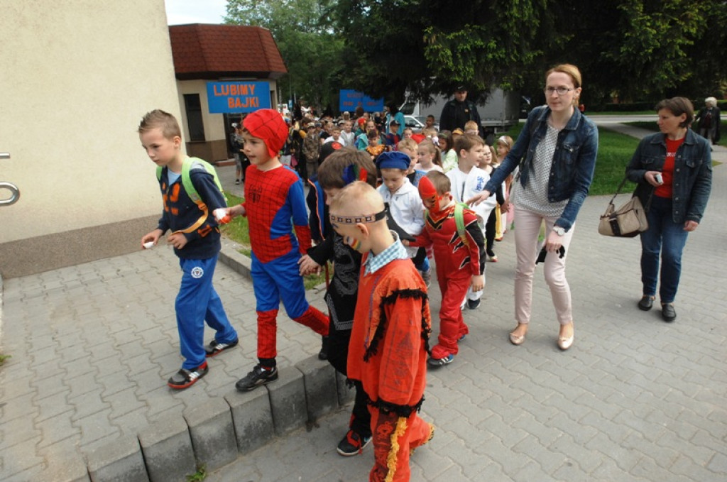 Bajkowy korowód na nowotarskich ulicach