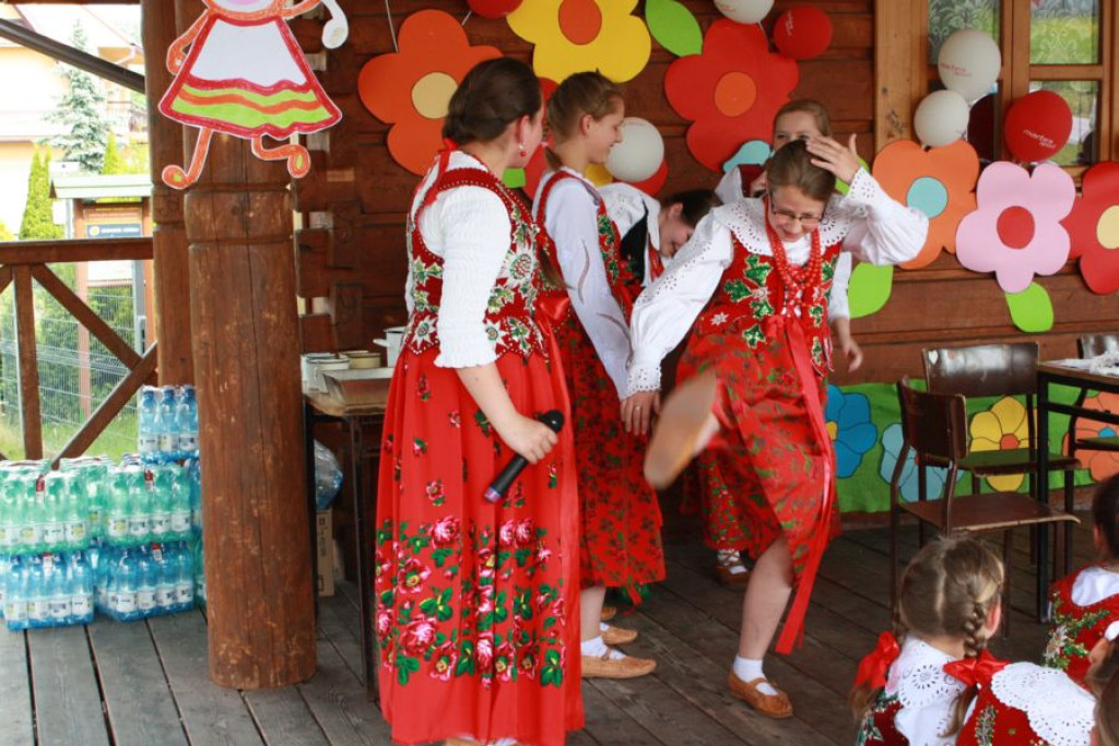 Kluszkowce potrafią się bawić