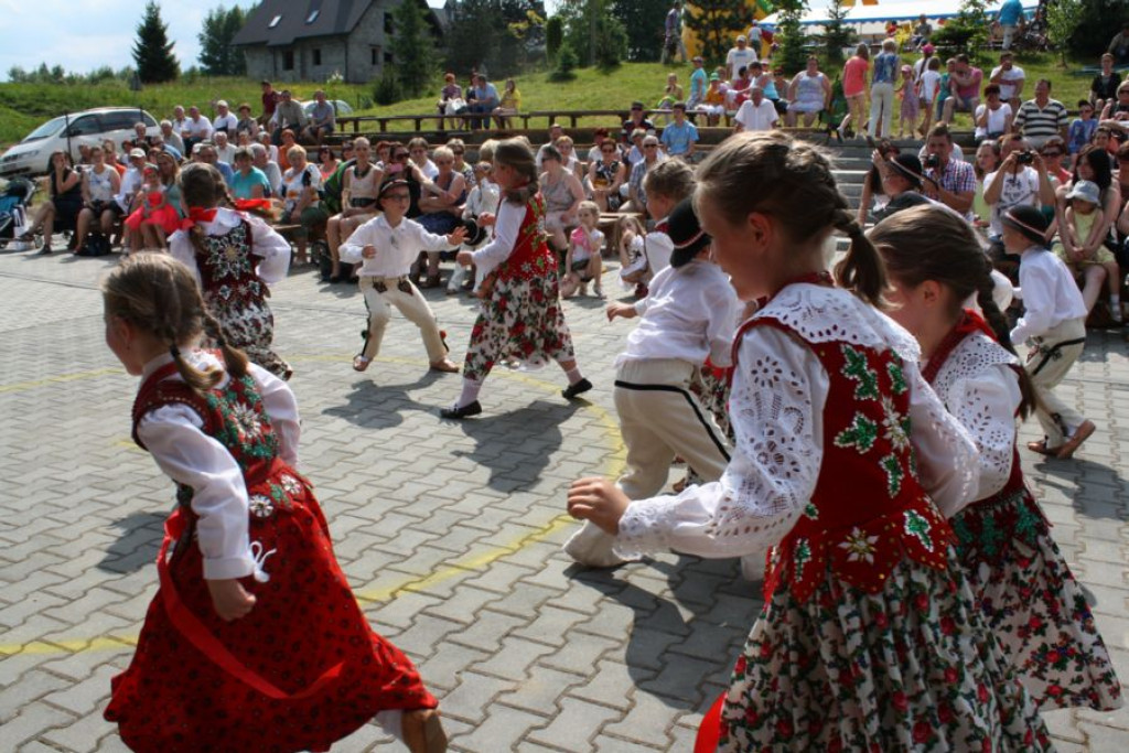 Kluszkowce potrafią się bawić