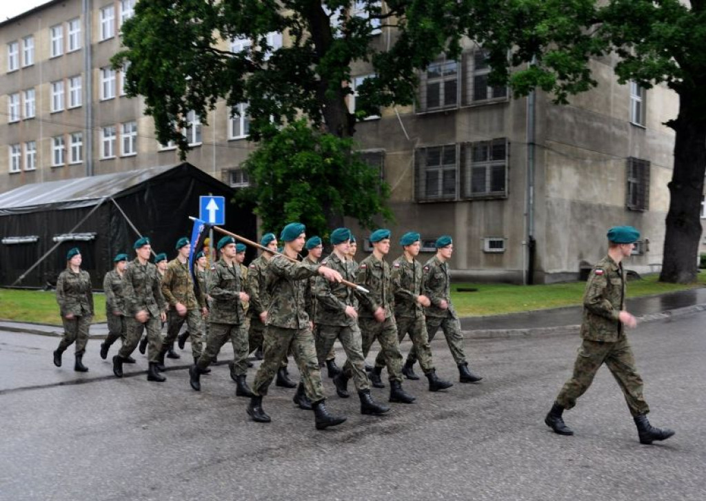 Nowotarscy kadeci na święcie jednostki patronackiej w Krakowie