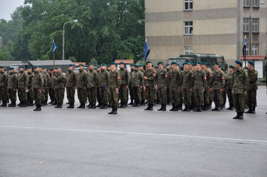 Nowotarscy kadeci na święcie jednostki patronackiej w Krakowie