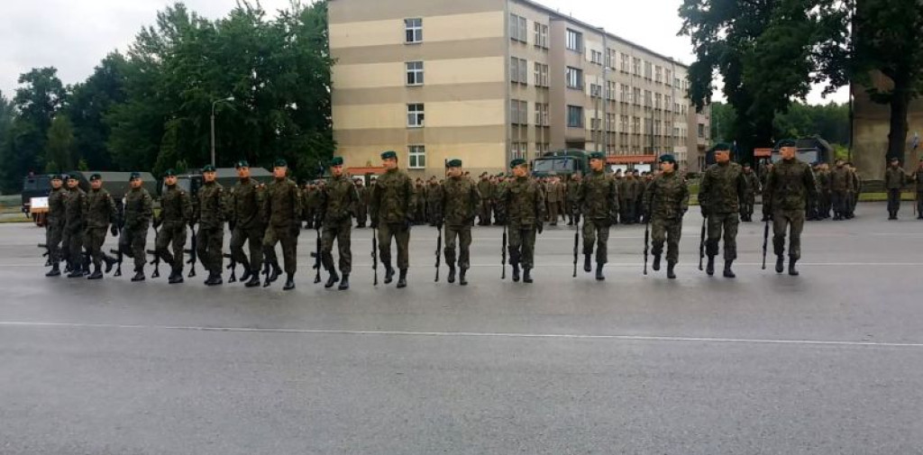 Nowotarscy kadeci na święcie jednostki patronackiej w Krakowie