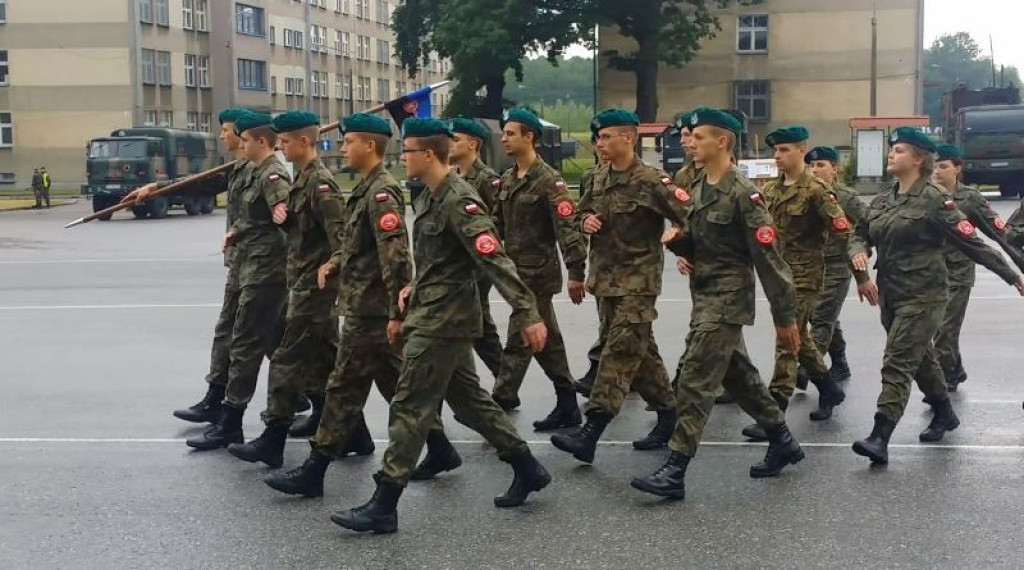 Nowotarscy kadeci na święcie jednostki patronackiej w Krakowie