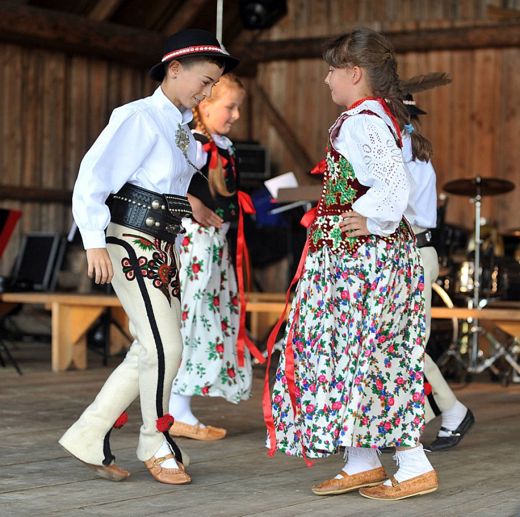 Brzegowskie Nucicki i wybory Gaździny Roku