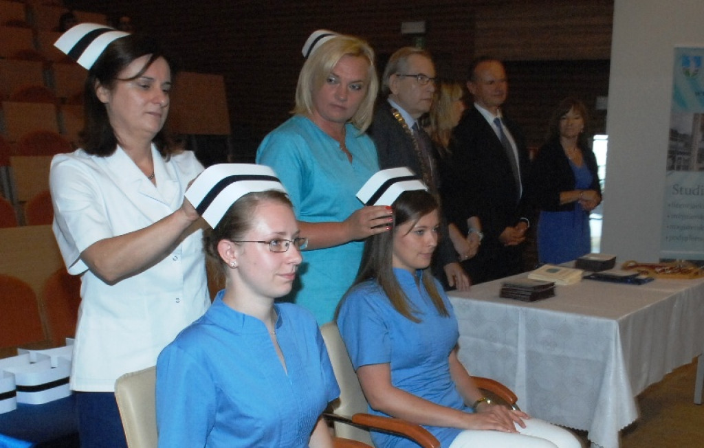 Nowe kadry pielęgniarek opuszczają mury „Podhalańskiej Wyższej”