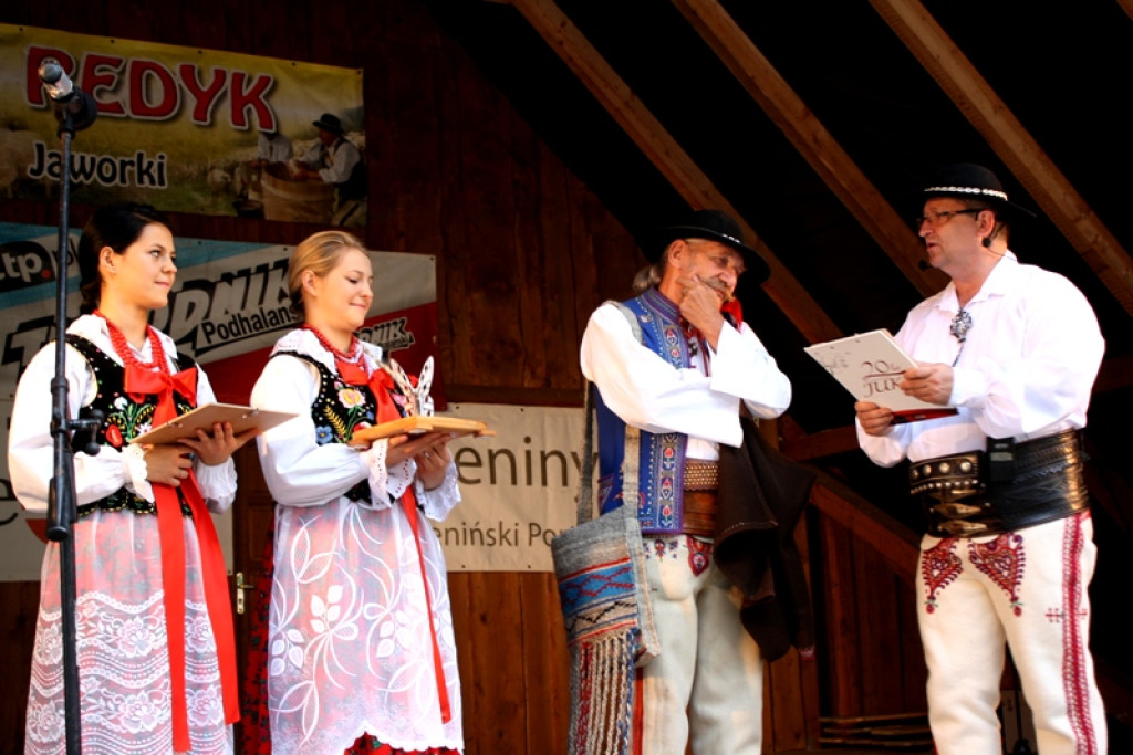 Jaworki: Redykołka, pucenie oscypka i owcze runo