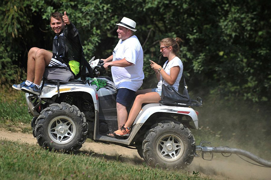 Białka Tarzańska: Cross Monster i eksplozja kolorów