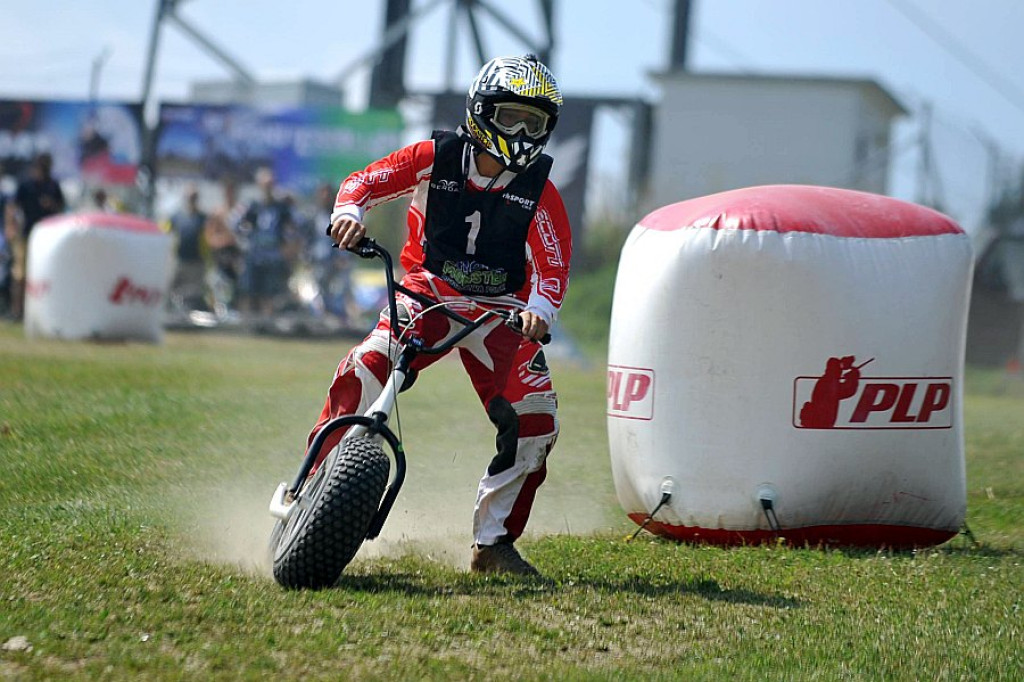 Białka Tarzańska: Cross Monster i eksplozja kolorów