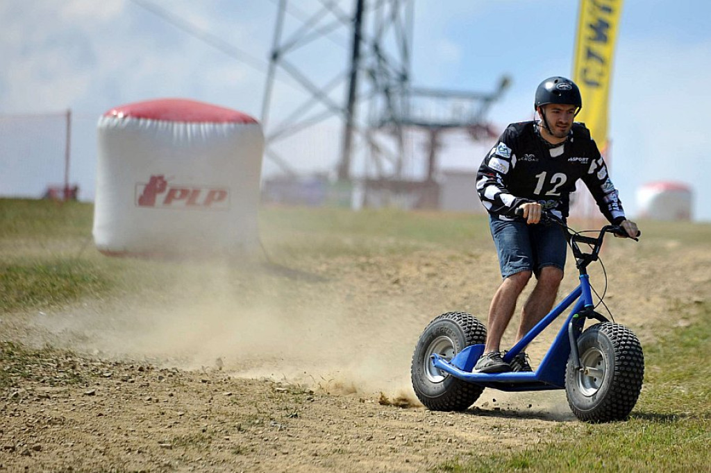 Białka Tarzańska: Cross Monster i eksplozja kolorów