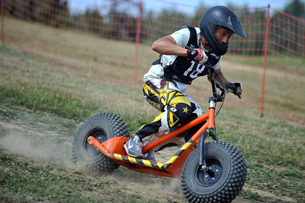 Białka Tarzańska: Cross Monster i eksplozja kolorów