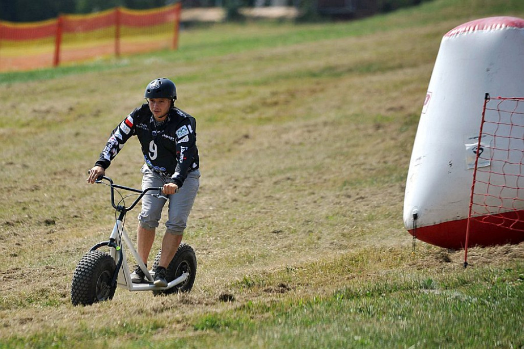Białka Tarzańska: Cross Monster i eksplozja kolorów