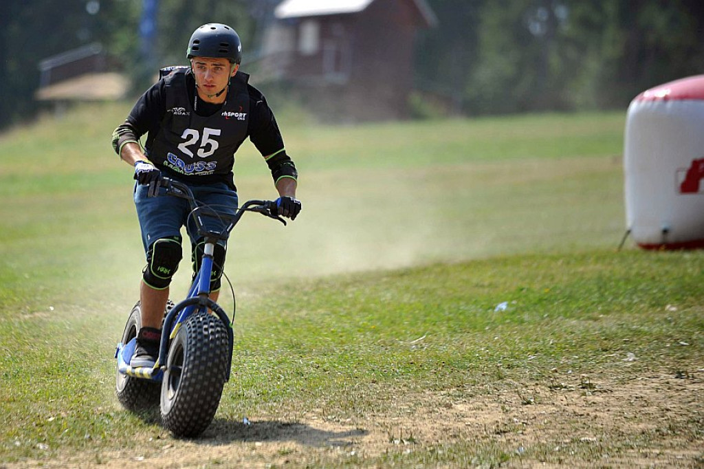 Białka Tarzańska: Cross Monster i eksplozja kolorów
