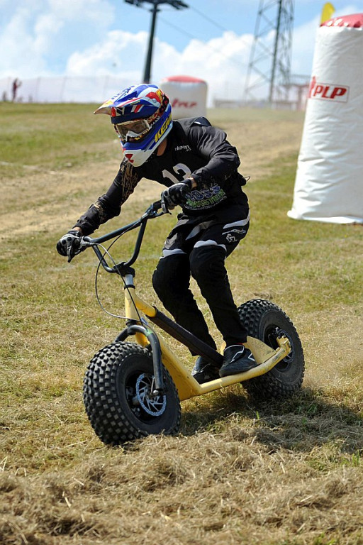 Białka Tarzańska: Cross Monster i eksplozja kolorów