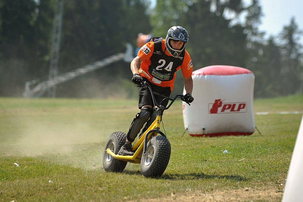 Białka Tarzańska: Cross Monster i eksplozja kolorów