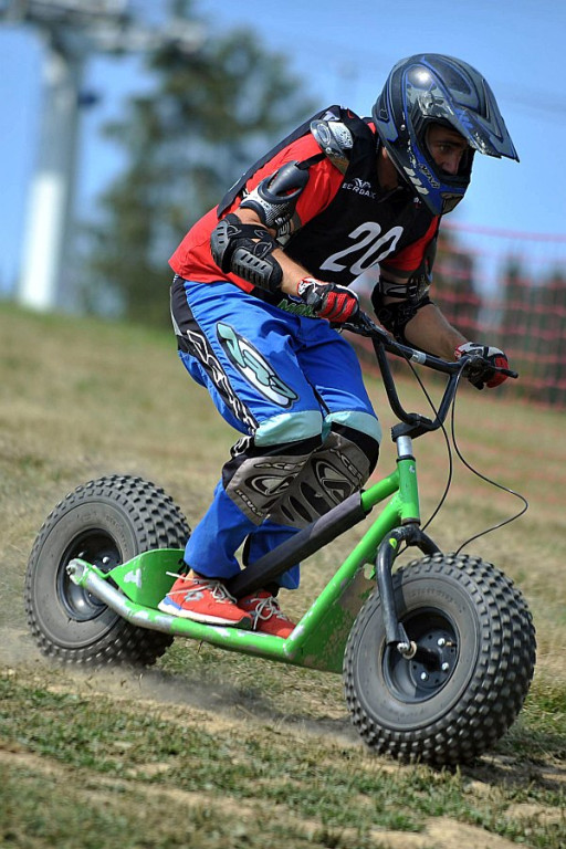 Białka Tarzańska: Cross Monster i eksplozja kolorów