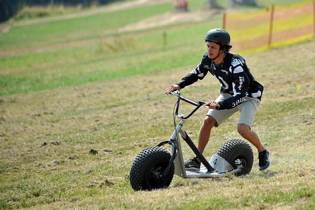 Białka Tarzańska: Cross Monster i eksplozja kolorów