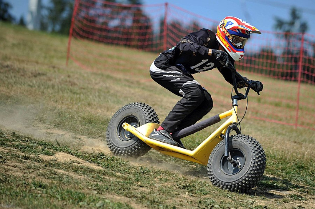 Białka Tarzańska: Cross Monster i eksplozja kolorów