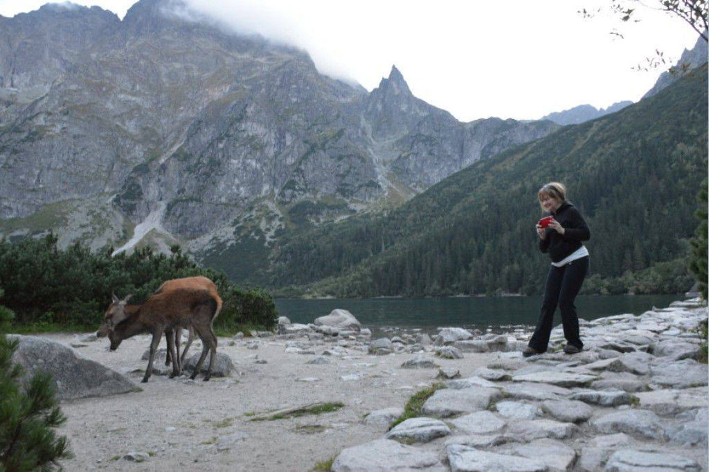 Rozżarzone szyty, mroczny Mnich i posępne Morskie Oko o wieczorowej porze