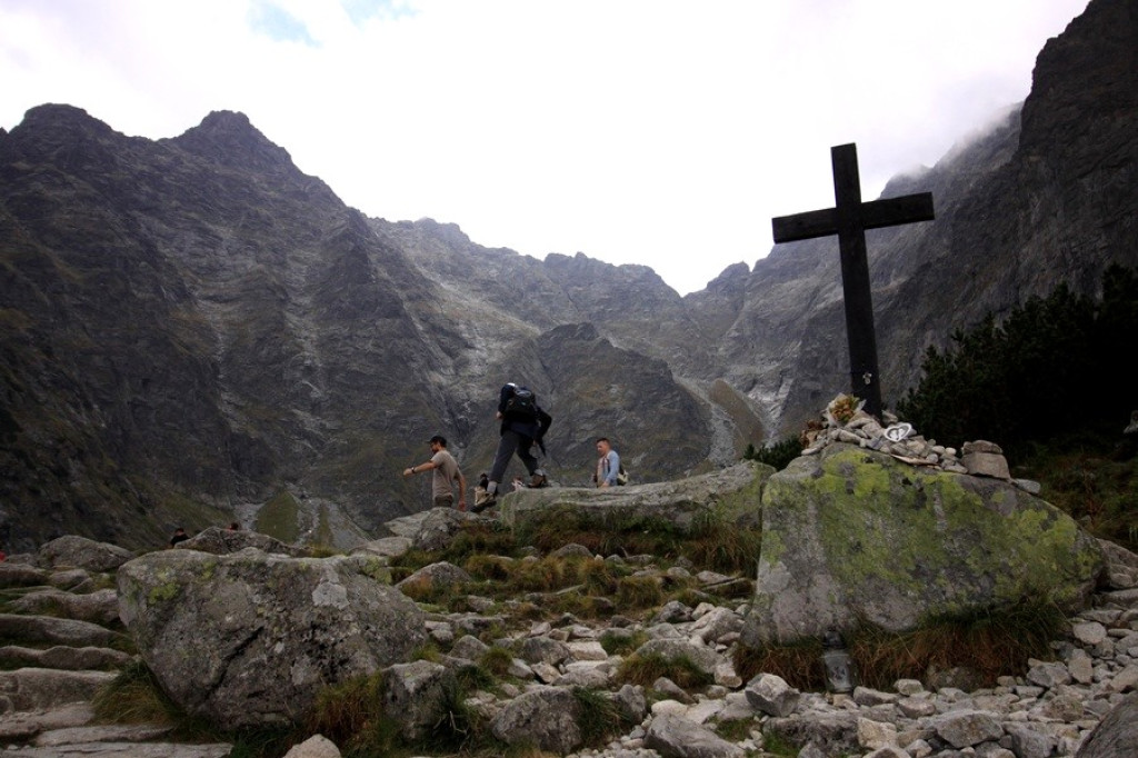 Morskie Oko i Czarny Staw pod Rysami w piątkowe popołudnie
