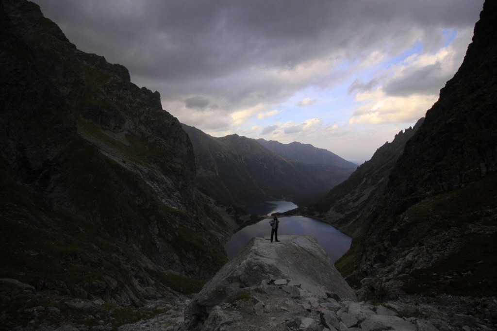 Morskie Oko i Czarny Staw pod Rysami w piątkowe popołudnie