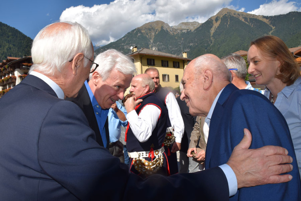 Apoloniusz Rajwa honorowym gościem Pinzolo. Otrzymał międzynarodową nagrodę