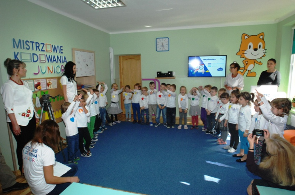 „Mistrzowie Kodowania Junior” - inauguracja pilotażowego programu w nowotarskim Przedszkolu nr 4