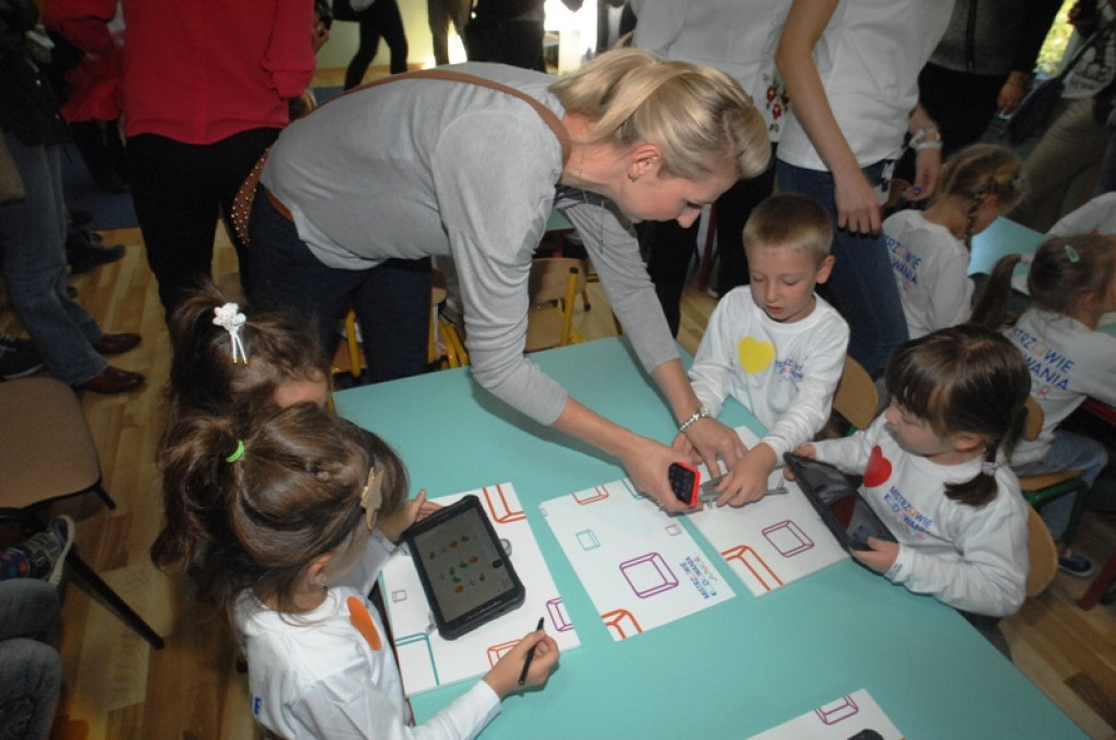 „Mistrzowie Kodowania Junior” - inauguracja pilotażowego programu w nowotarskim Przedszkolu nr 4