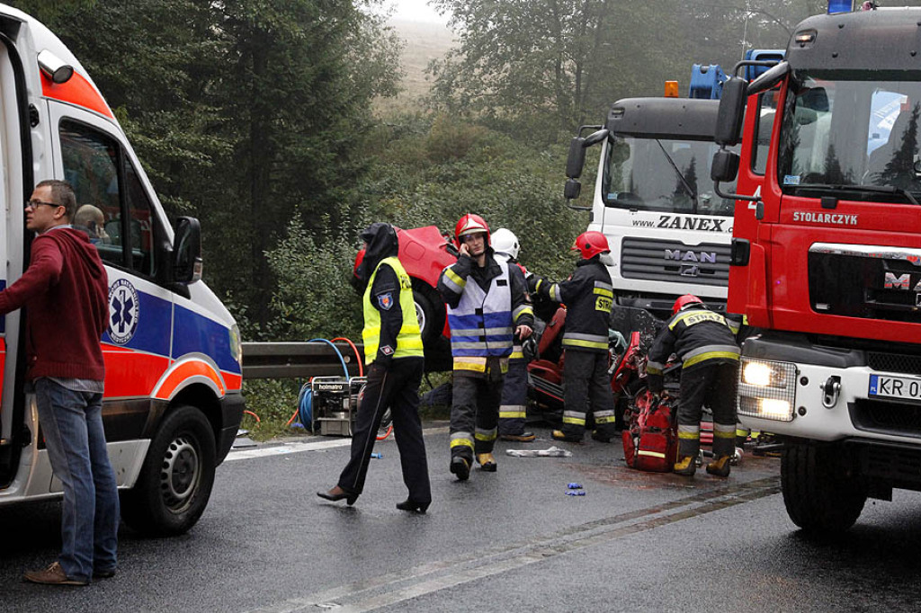 Tragedia na zakopiance. Uważajcie na fatalne warunki na drogach