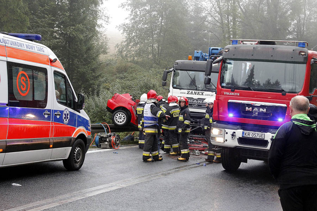 Tragedia na zakopiance. Uważajcie na fatalne warunki na drogach