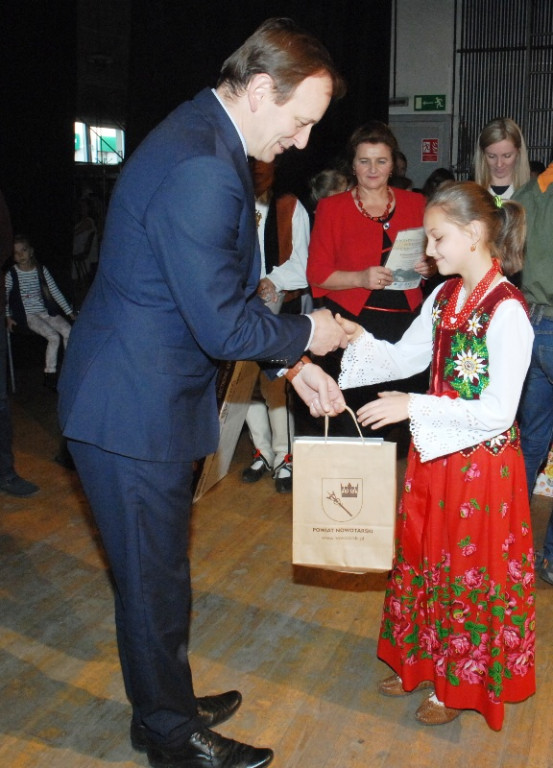 II Powiatowy Festiwal Poezji i Pieśni Patriotycznej w Nowym Targu