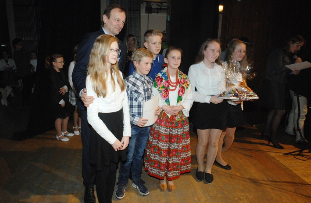 II Powiatowy Festiwal Poezji i Pieśni Patriotycznej w Nowym Targu