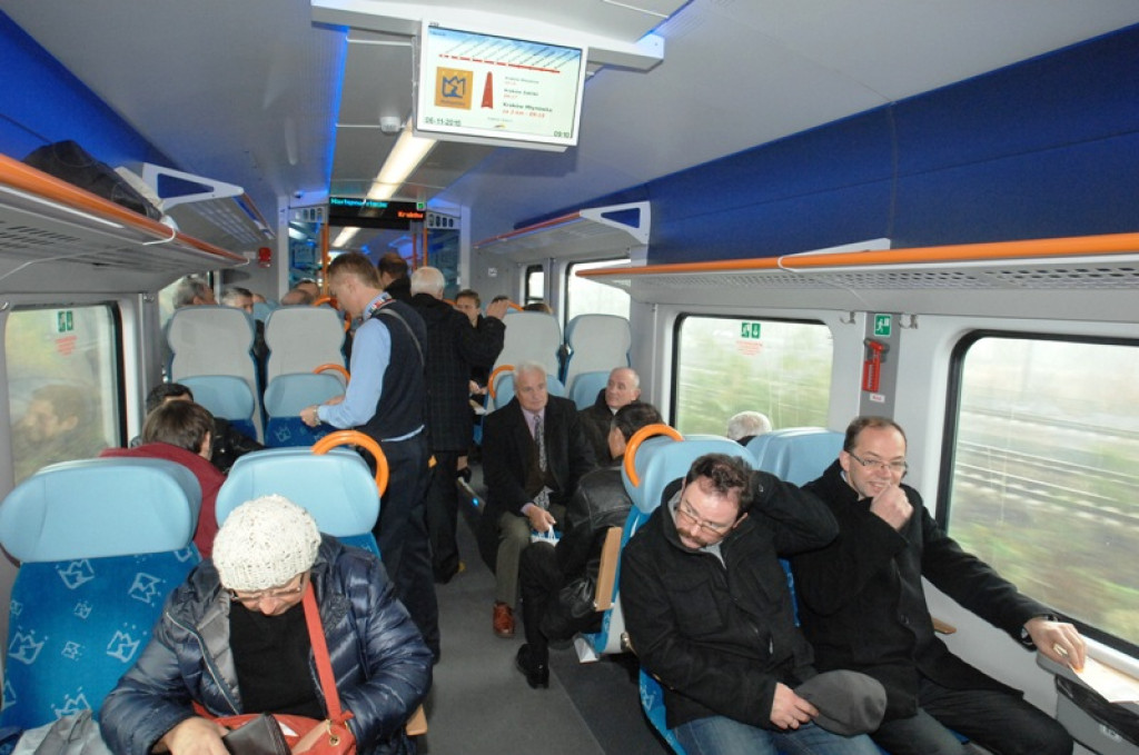 Nowotarskie samorządy na wycieczce w Balicach