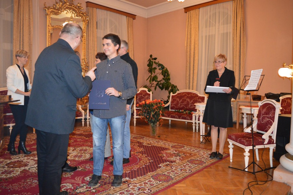 Gala Stypendystów w "Jasnym Pałacu"
