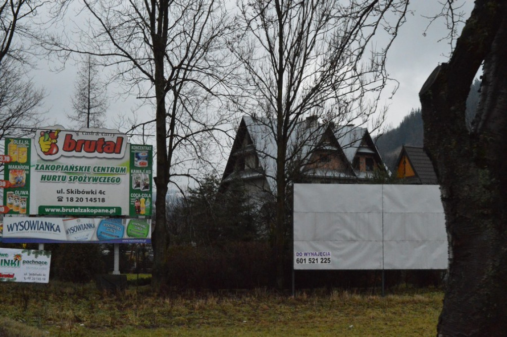 Galeria pełna reklam