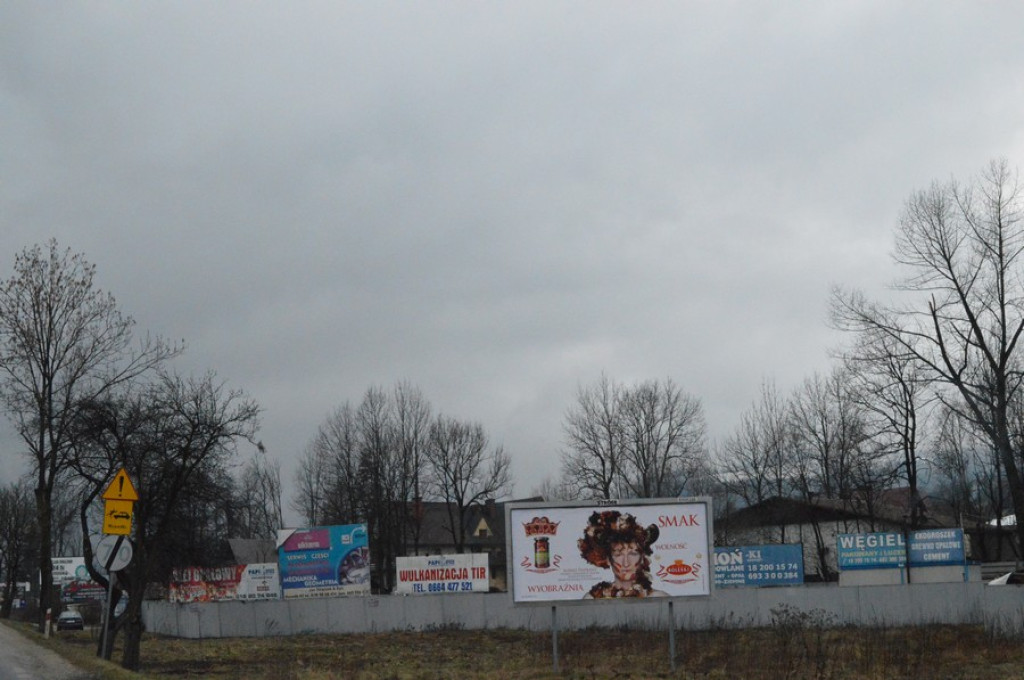 Galeria pełna reklam