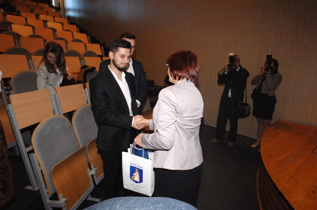 Nowy Targ: Stypendia dla studentów ze środowiska wiejskiego