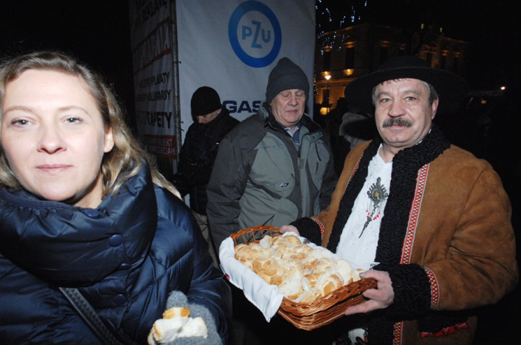 Wigilia Związku Podhalan na nowotarskim rynku